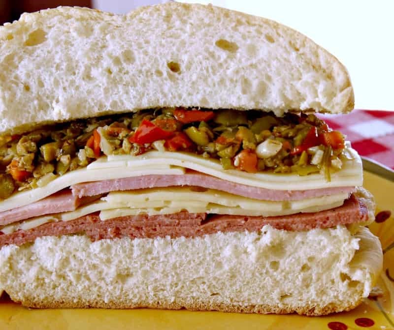 Mufaletta-1.jpg
